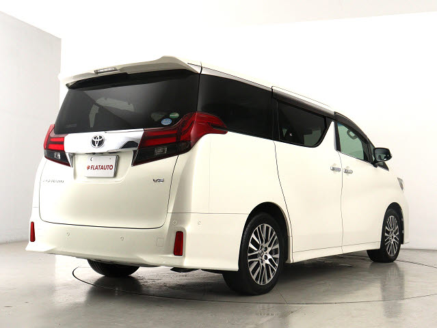 車種に特化した専門店仕入れこだわりの　　
仕入れ車両が揃っております!　　　　　　
プロの目利きで仕入れたお車を展示中です!