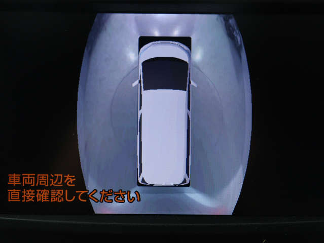 【パノラミックビューモニター　搭載】
全方位確認可能な３６０度カメラ完備です!
オプション価格１０万円オーバーの高級装備