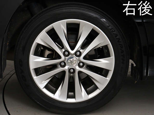 お客様のお好みの新品18インチ、19インチ、
20インチホイール装着可能！ダウンサスなど
ローダウンも取付可能です！ヴァルドやワー
クなどのメーカー品も取り寄せ可能です！