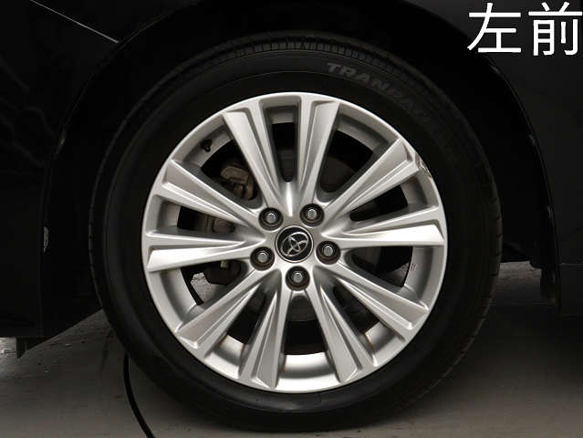 お客様のお好みの新品18インチ、19インチ、
20インチホイール装着可能！ダウンサスなど
ローダウンも取付可能です！ヴァルドやワー
クなどのメーカー品も取り寄せ可能です！