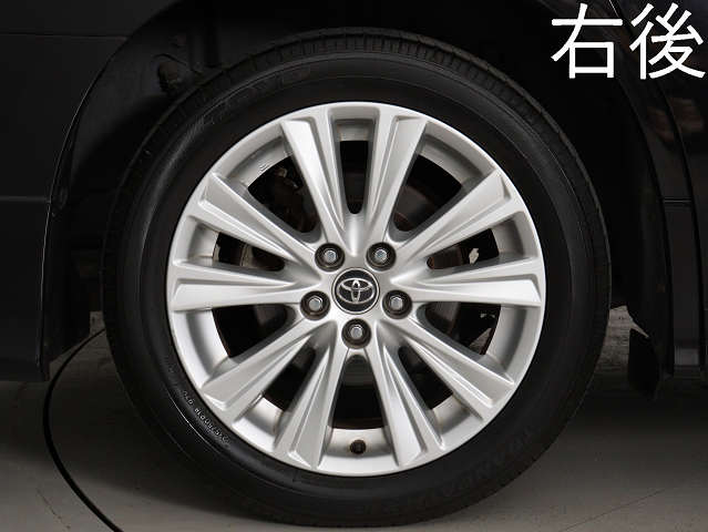 お客様のお好みの新品18インチ、19インチ、
20インチホイール装着可能！ダウンサスなど
ローダウンも取付可能です！ヴァルドやワー
クなどのメーカー品も取り寄せ可能です！