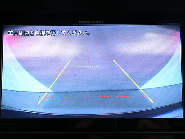 【バックカメラ装備】
大きな車でも安心のバックカメラを完備!
後方も視認できるので安心安全に駐車可能!