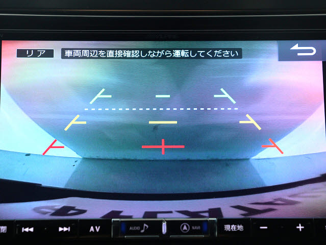 【バックカメラ装備】
大きな車でも安心のバックカメラを完備!
後方も視認できるので安心安全に駐車可能!