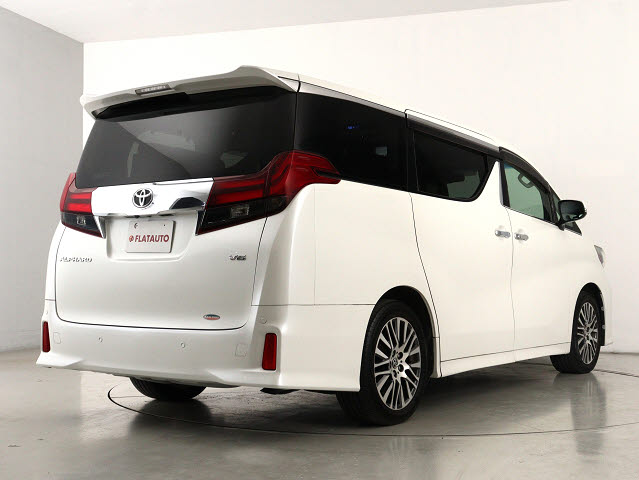 車種に特化した専門店仕入れこだわりの　　
仕入れ車両が揃っております!　　　　　　
プロの目利きで仕入れたお車を展示中です!