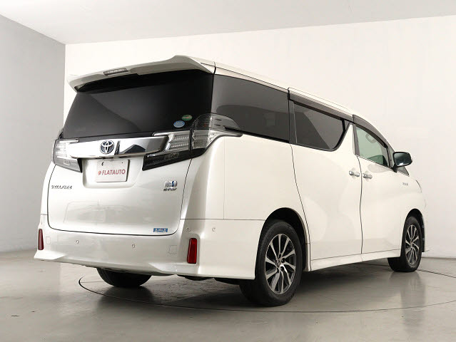 車種に特化した専門店仕入れこだわりの　　
仕入れ車両が揃っております!　　　　　　
プロの目利きで仕入れたお車を展示中です!