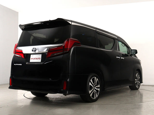 車種に特化した専門店仕入れこだわりの　　
仕入れ車両が揃っております!　　　　　　
プロの目利きで仕入れたお車を展示中です!