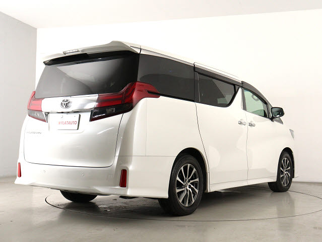 車種に特化した専門店仕入れこだわりの　　
仕入れ車両が揃っております!　　　　　　
プロの目利きで仕入れたお車を展示中です!