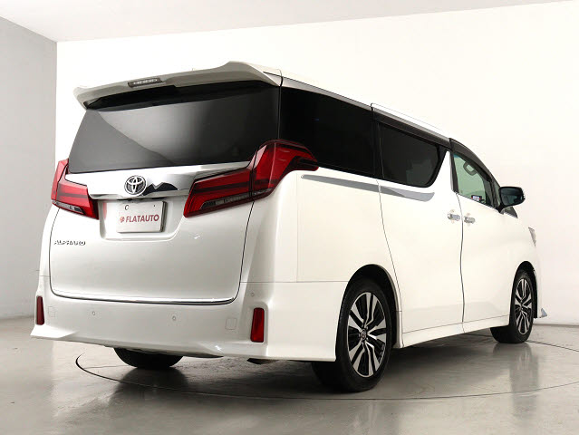 車種に特化した専門店仕入れこだわりの　　
仕入れ車両が揃っております!　　　　　　
プロの目利きで仕入れたお車を展示中です!