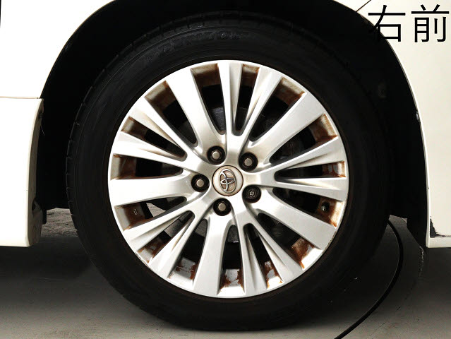 お客様のお好みの新品18インチ、19インチ、
20インチホイール装着可能！ダウンサスなど
ローダウンも取付可能です！ヴァルドやワー
クなどのメーカー品も取り寄せ可能です！