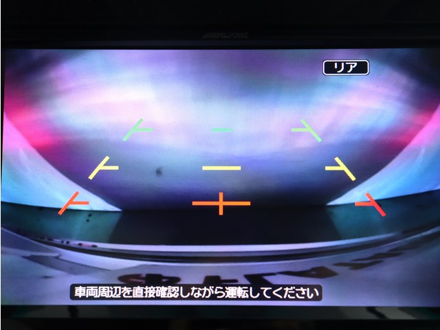 【バックカメラ装備】
大きな車でも安心のバックカメラを完備!
後方も視認できるので安心安全に駐車可能!