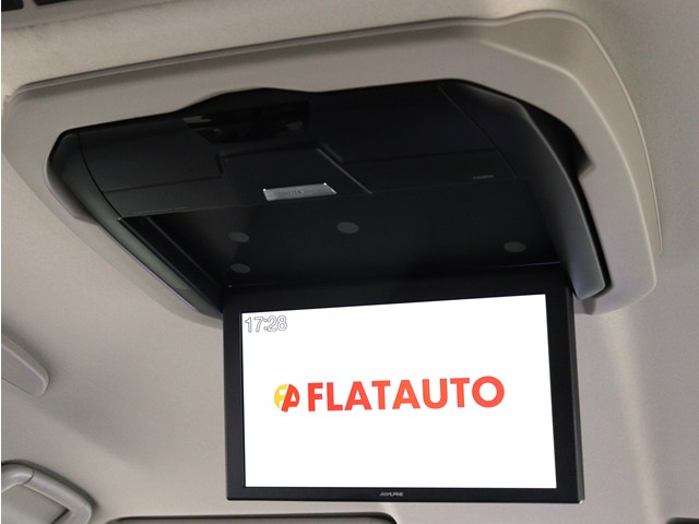 【大人気☆ＡＬＰＩＮＥ　後席モニター】
見た目も使い勝手も抜群の人気メーカー!
ミニバンの必須装備とも言える装備です!