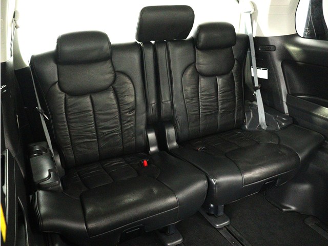 【サードシートまで広々空間】
シートアレンジにて快適空間を演出します!
豊富なアレンジパターンがございます!