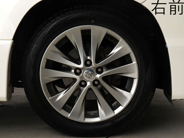 お客様のお好みの新品18インチ、19インチ、
20インチホイール装着可能！ダウンサスなど
ローダウンも取付可能です！ヴァルドやワー
クなどのメーカー品も取り寄せ可能です！