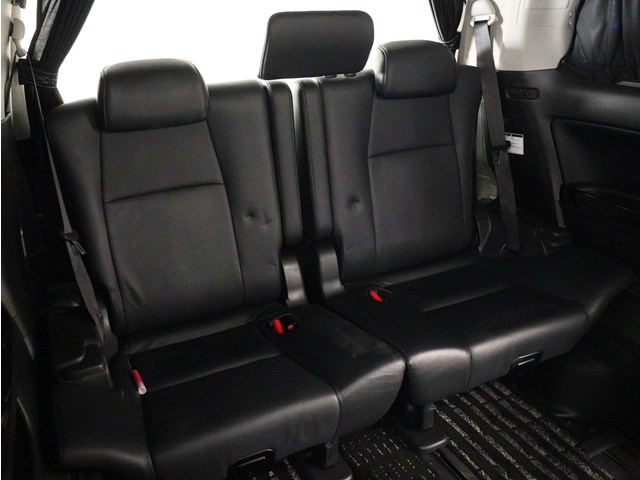 【サードシートまで広々空間】
シートアレンジにて快適空間を演出します!
豊富なアレンジパターンがございます!