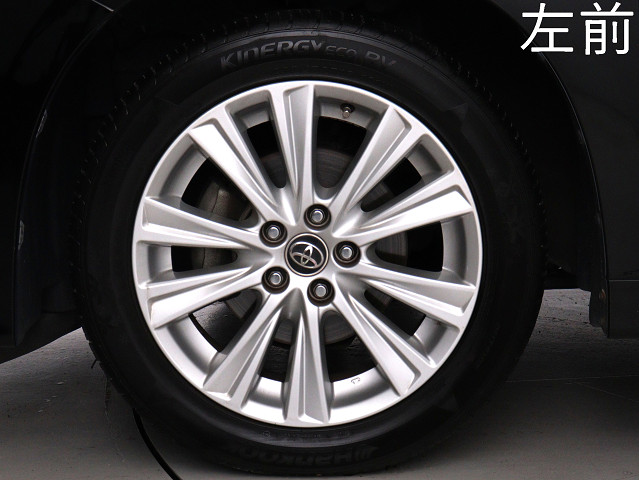 お客様のお好みの新品18インチ、19インチ、
20インチホイール装着可能！ダウンサスなど
ローダウンも取付可能です！ヴァルドやワー
クなどのメーカー品も取り寄せ可能です！