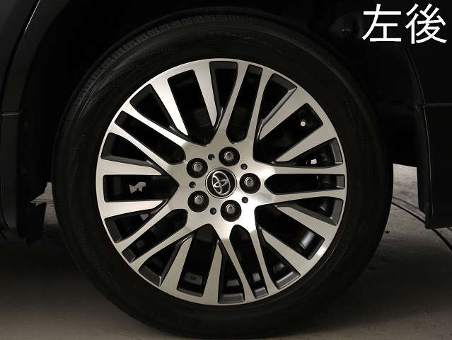 お客様のお好みの新品18インチ、19インチ、
20インチホイール装着可能！ダウンサスなど
ローダウンも取付可能です！ヴァルドやワー
クなどのメーカー品も取り寄せ可能です！