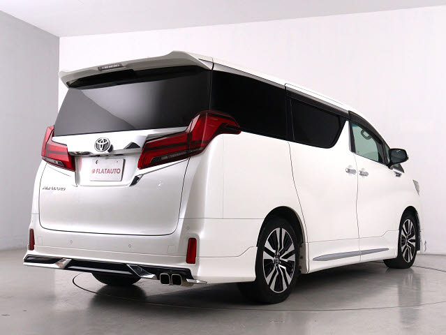 車種に特化した専門店仕入れこだわりの　　
仕入れ車両が揃っております!　　　　　　
プロの目利きで仕入れたお車を展示中です!