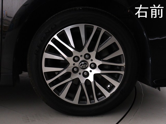 お客様のお好みの新品18インチ、19インチ、
20インチホイール装着可能！ダウンサスなど
ローダウンも取付可能です！ヴァルドやワー
クなどのメーカー品も取り寄せ可能です！