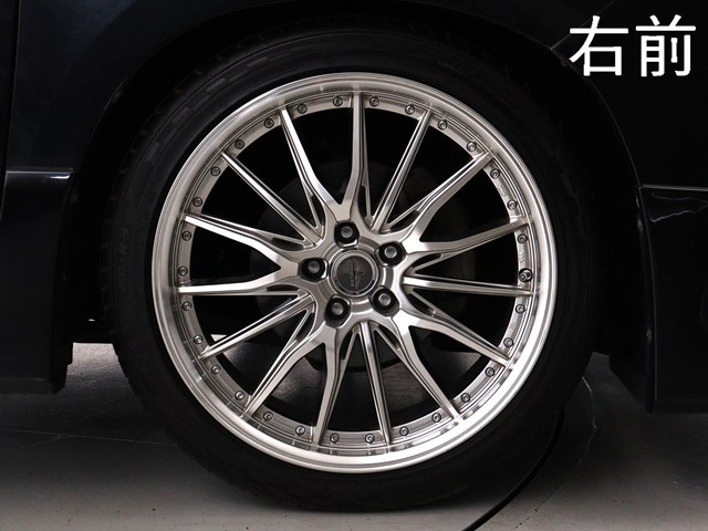 お客様のお好みの新品18インチ、19インチ、
20インチホイール装着可能！ダウンサスなど
ローダウンも取付可能です！ヴァルドやワー
クなどのメーカー品も取り寄せ可能です！