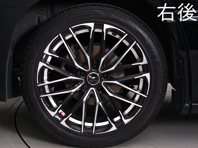 お客様のお好みの新品18インチ、19インチ、
20インチホイール装着可能！ダウンサスなど
ローダウンも取付可能です！ヴァルドやワー
クなどのメーカー品も取り寄せ可能です！