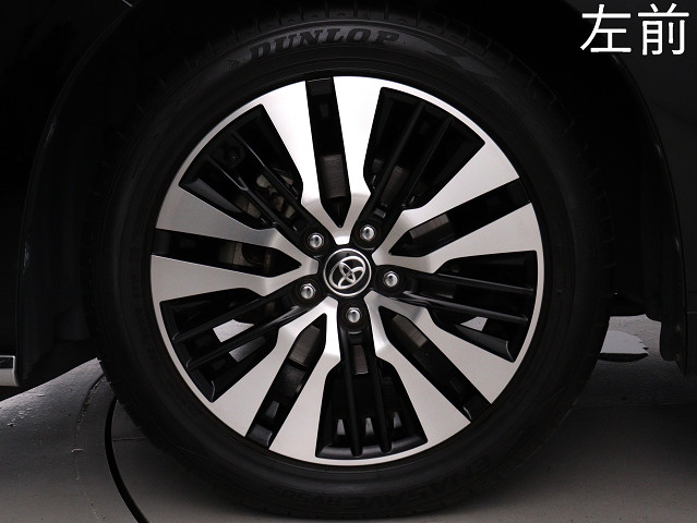 お客様のお好みの新品18インチ、19インチ、
20インチホイール装着可能！ダウンサスなど
ローダウンも取付可能です！ヴァルドやワー
クなどのメーカー品も取り寄せ可能です！