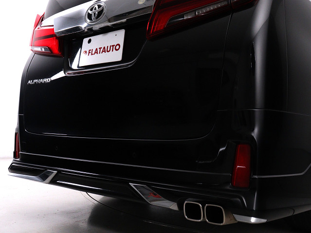 【ＭＯＤＥＬＬＩＳＴＡスタイルエアロ】
大人気のＭＯＤＥＬＬＩＳＴＡを装備!