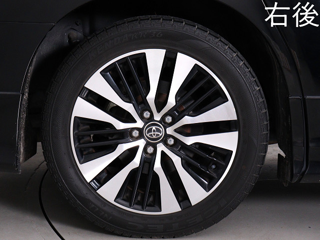 お客様のお好みの新品18インチ、19インチ、
20インチホイール装着可能！ダウンサスなど
ローダウンも取付可能です！ヴァルドやワー
クなどのメーカー品も取り寄せ可能です！