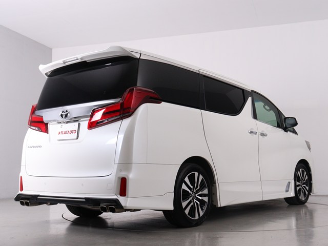 車種に特化した専門店仕入れこだわりの　　
仕入れ車両が揃っております!　　　　　　
プロの目利きで仕入れたお車を展示中です!