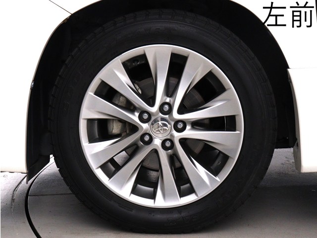 お客様のお好みの新品18インチ、19インチ、
20インチホイール装着可能！ダウンサスなど
ローダウンも取付可能です！ヴァルドやワー
クなどのメーカー品も取り寄せ可能です！