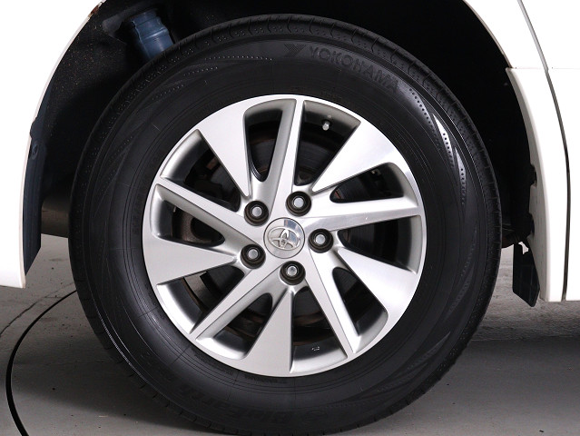 お客様のお好みの新品18インチ、19インチ、
20インチホイール装着可能！ダウンサスなど
ローダウンも取付可能です！ヴァルドやワー
クなどのメーカー品も取り寄せ可能です！