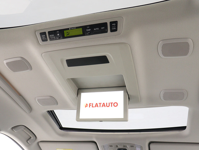 【トヨタプレミアムサウンドシステム搭載】
新車時価格約５９万円相当の超高額装備です
!１８個のスピーカーの５.１ｃｈサラウンド
!