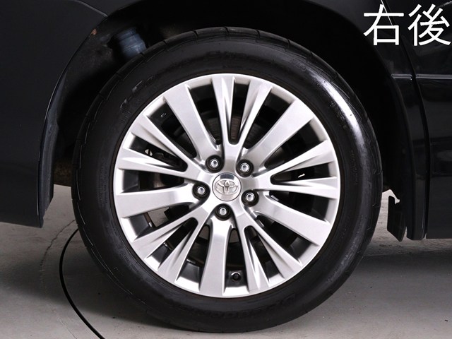 お客様のお好みの新品18インチ、19インチ、
20インチホイール装着可能！ダウンサスなど
ローダウンも取付可能です！ヴァルドやワー
クなどのメーカー品も取り寄せ可能です！