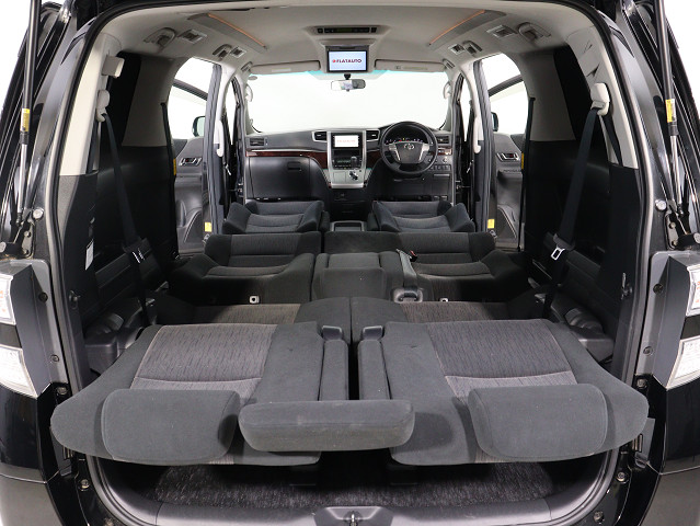 【希少☆８人乗りシート】
７人では足りない｡そんな方ににオススメ!
希少な１台ですのでご検討はお早めに!