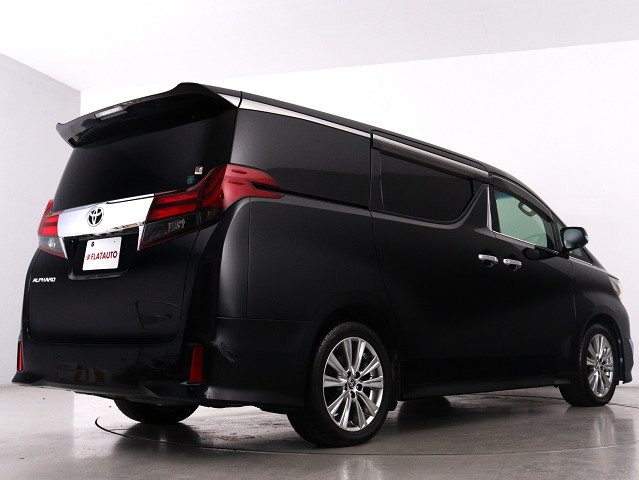車種に特化した専門店仕入れこだわりの　　
仕入れ車両が揃っております!　　　　　　
プロの目利きで仕入れたお車を展示中です!