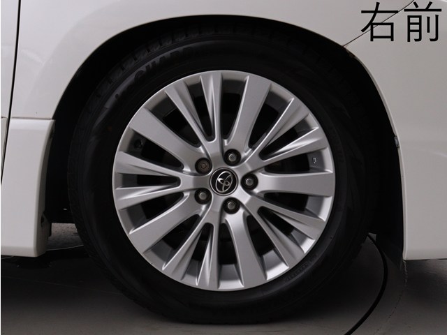お客様のお好みの新品18インチ、19インチ、
20インチホイール装着可能！ダウンサスなど
ローダウンも取付可能です！ヴァルドやワー
クなどのメーカー品も取り寄せ可能です！