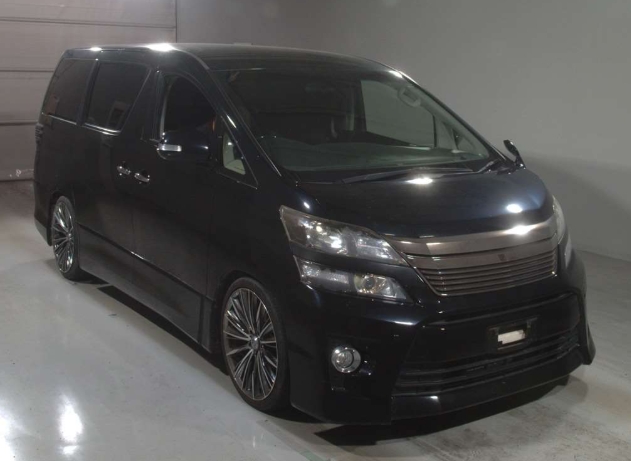 ２．４ＺＧアイズ　禁煙車　特別仕様　ＡＬＰＩＮＥ９インチナビ