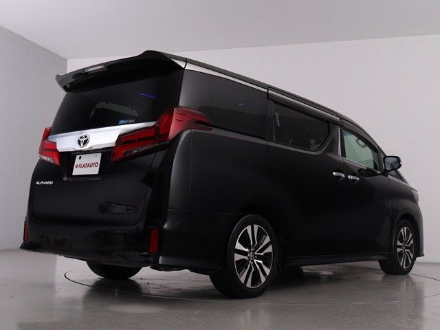 車種に特化した専門店仕入れこだわりの　　
仕入れ車両が揃っております!　　　　　　
プロの目利きで仕入れたお車を展示中です!