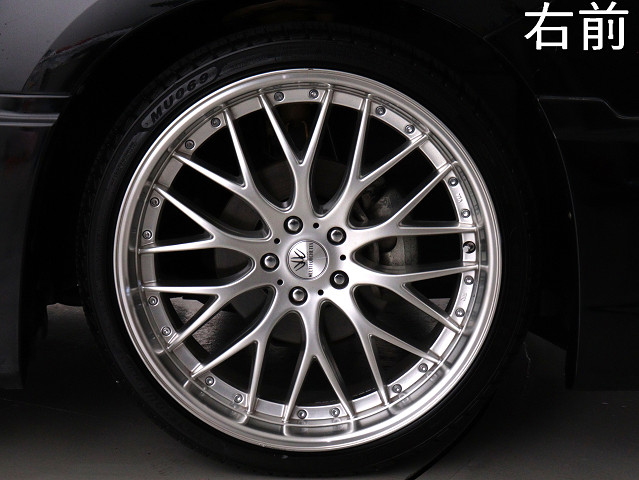 お客様のお好みの新品18インチ、19インチ、
20インチホイール装着可能！ダウンサスなど
ローダウンも取付可能です！ヴァルドやワー
クなどのメーカー品も取り寄せ可能です！