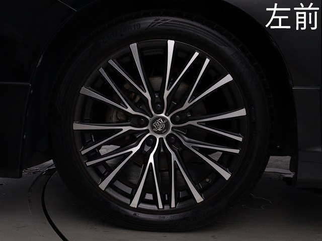 お客様のお好みの新品18インチ、19インチ、
20インチホイール装着可能！ダウンサスなど
ローダウンも取付可能です！ヴァルドやワー
クなどのメーカー品も取り寄せ可能です！