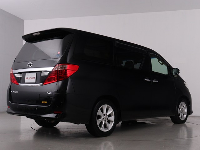 車種に特化した専門店仕入れこだわりの　　
仕入れ車両が揃っております!　　　　　　
プロの目利きで仕入れたお車を展示中です!