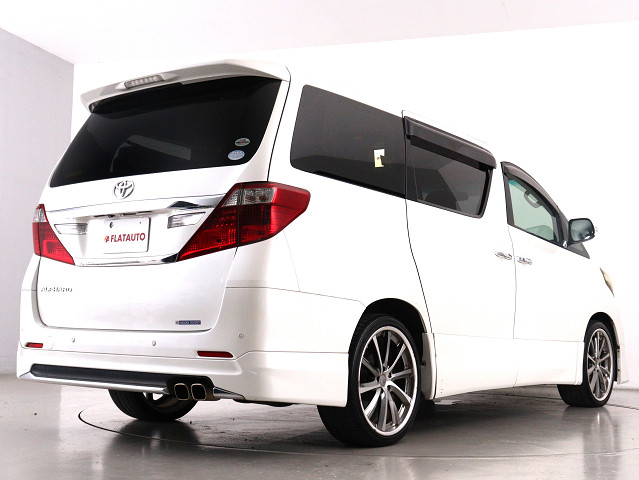 車種に特化した専門店仕入れこだわりの　　
仕入れ車両が揃っております!　　　　　　
プロの目利きで仕入れたお車を展示中です!