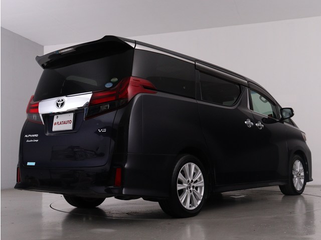 車種に特化した専門店仕入れこだわりの　　
仕入れ車両が揃っております!　　　　　　
プロの目利きで仕入れたお車を展示中です!