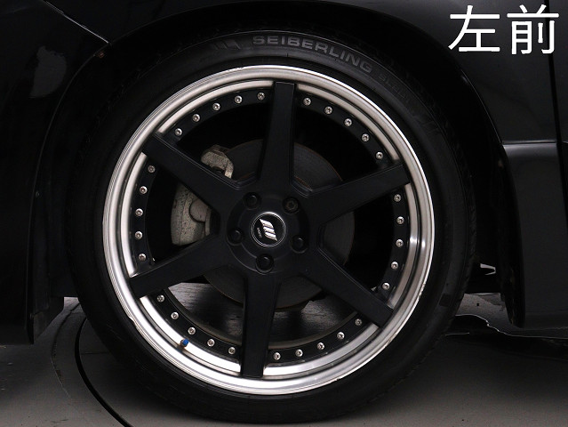 お客様のお好みの新品18インチ、19インチ、
20インチホイール装着可能！ダウンサスなど
ローダウンも取付可能です！ヴァルドやワー
クなどのメーカー品も取り寄せ可能です！