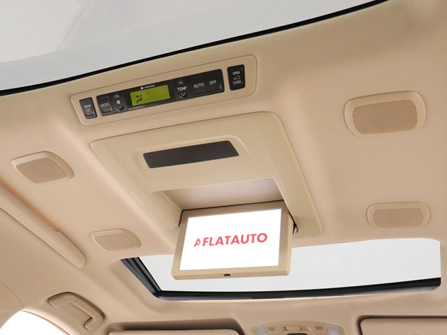 【トヨタプレミアムサウンドシステム搭載】
新車時価格約５９万円相当の超高額装備です
!１８個のスピーカーの５.１ｃｈサラウンド
!
