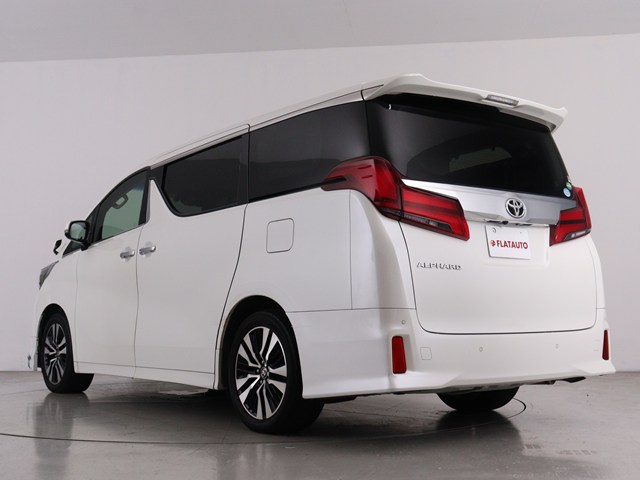 車種に特化した専門店仕入れこだわりの　　
仕入れ車両が揃っております!　　　　　　
プロの目利きで仕入れたお車を展示中です!