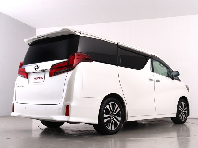 車種に特化した専門店仕入れこだわりの　　
仕入れ車両が揃っております!　　　　　　
プロの目利きで仕入れたお車を展示中です!