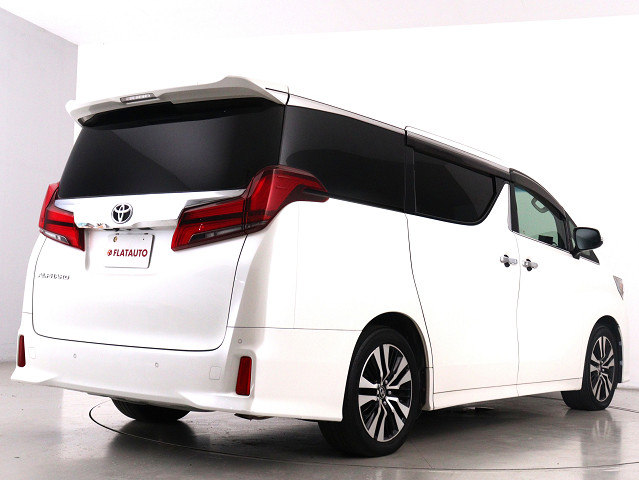 車種に特化した専門店仕入れこだわりの　　
仕入れ車両が揃っております!　　　　　　
プロの目利きで仕入れたお車を展示中です!