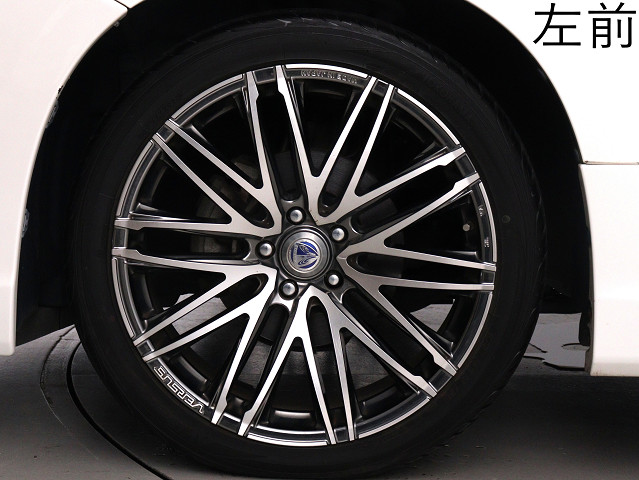 お客様のお好みの新品18インチ、19インチ、
20インチホイール装着可能！ダウンサスなど
ローダウンも取付可能です！ヴァルドやワー
クなどのメーカー品も取り寄せ可能です！