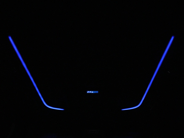 夜間に室内を照らしてくれるルームライトで
す♪♪