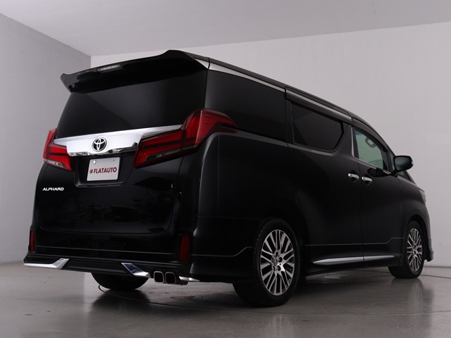 車種に特化した専門店仕入れこだわりの　　
仕入れ車両が揃っております!　　　　　　
プロの目利きで仕入れたお車を展示中です!